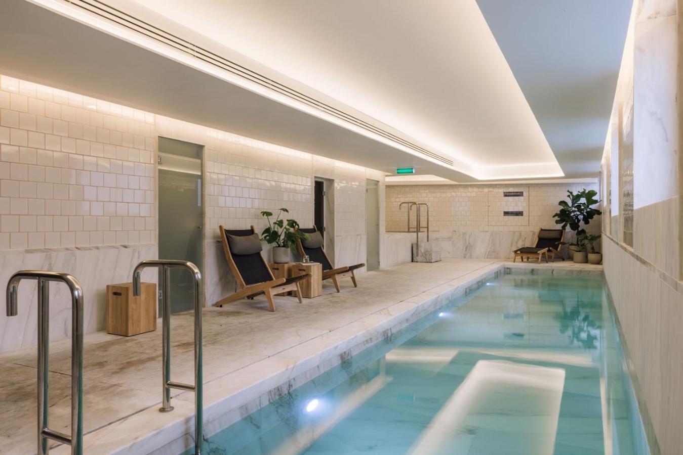 Saleh - 2 Bedrooms, Pool, Gym, Terrace In Santos * Lisboa